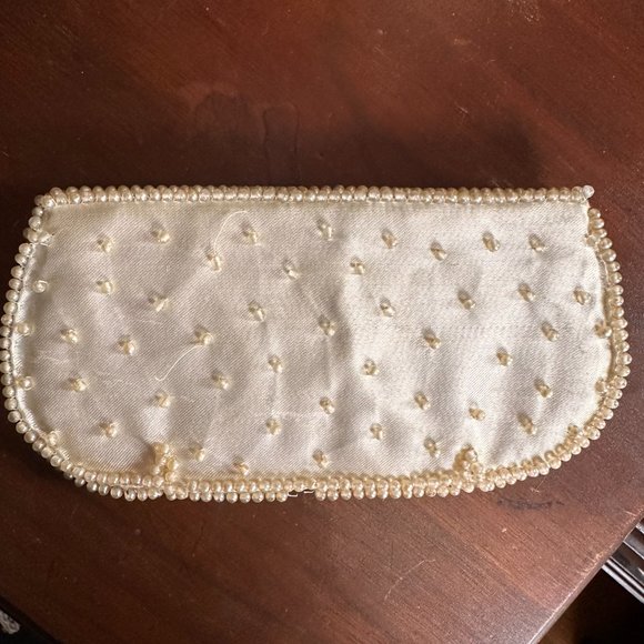 Vintage silk beaded purse - Picture 7 of 7